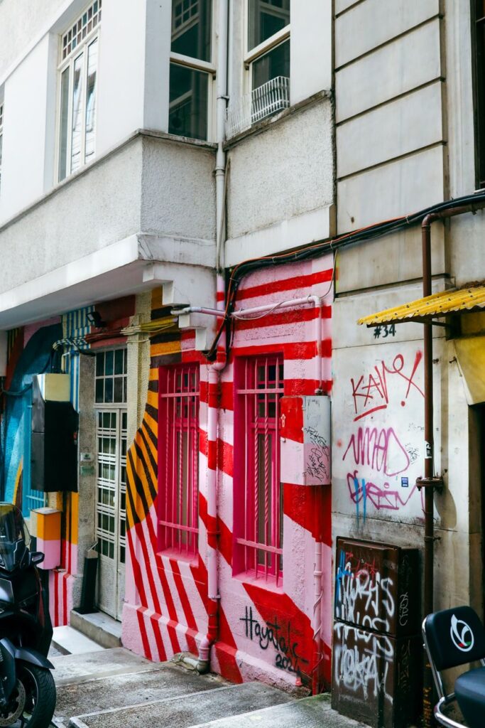 Vibrant urban graffiti on a quaint alley wall in İstanbul, Türkiye.
